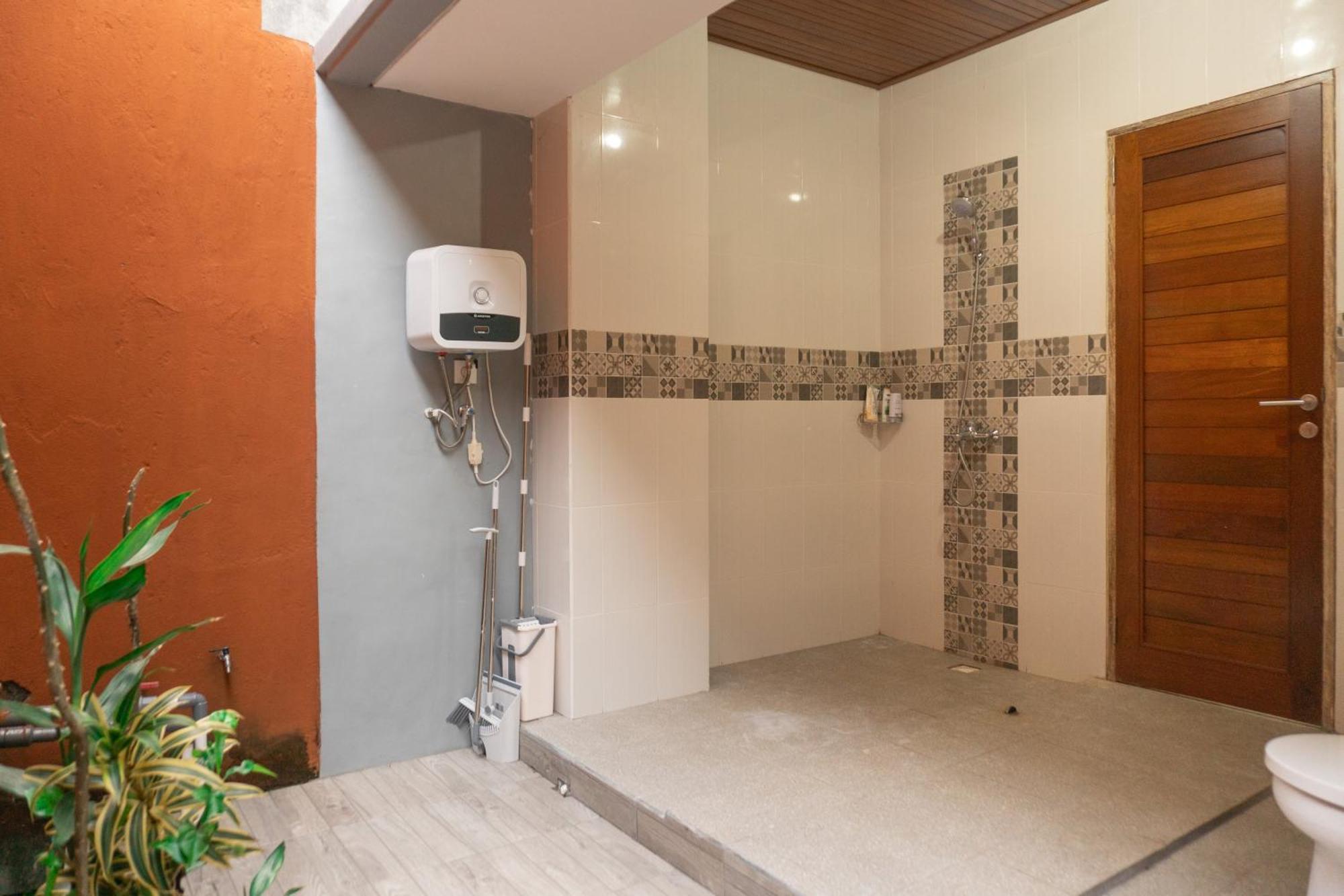 Townhouse, Pool & Kitchen, Ubud, Cucus Mondok Aparthotel Buitenkant foto